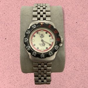 Vintage 1990s TAG HEUER stainless steel watch